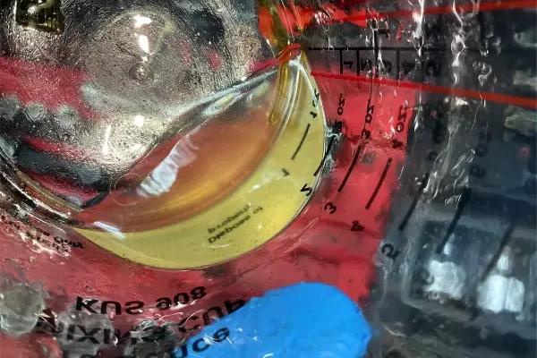 VW Atlas Fluid Services Haldex Diff ATF Brake Fluid (2) VW Atlas Fluid Services Haldex Diff ATF Brake Fluid (2)