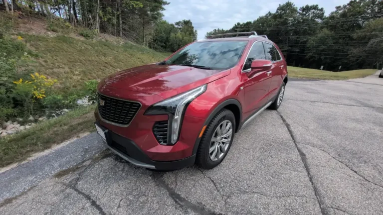 Vehicle Photo - 2021 Cadillac XT4 at Reflex Automotive